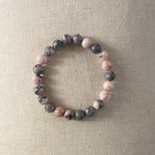 Load image into Gallery viewer, Round Stone Bracelets